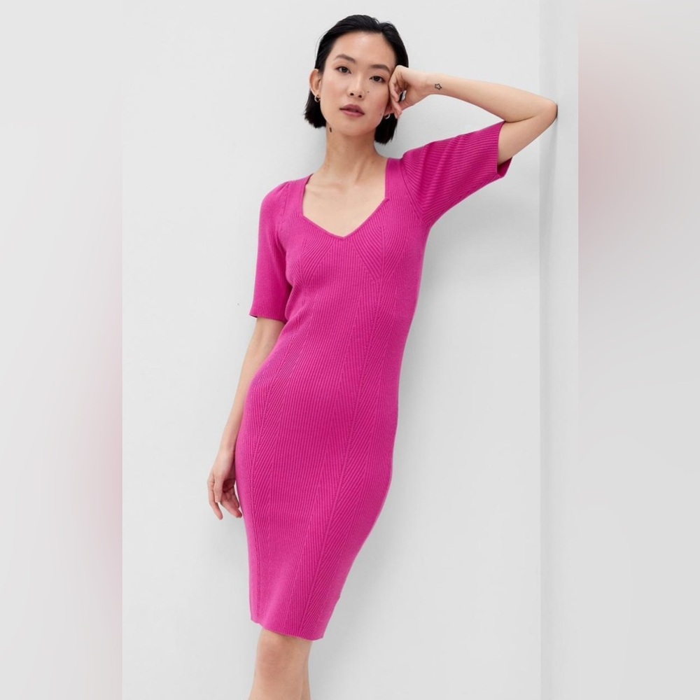 NWT Gap Knit Bodycon Fuchsia Puff Sleeve Sweetheart Neckline Rib Midi Dress